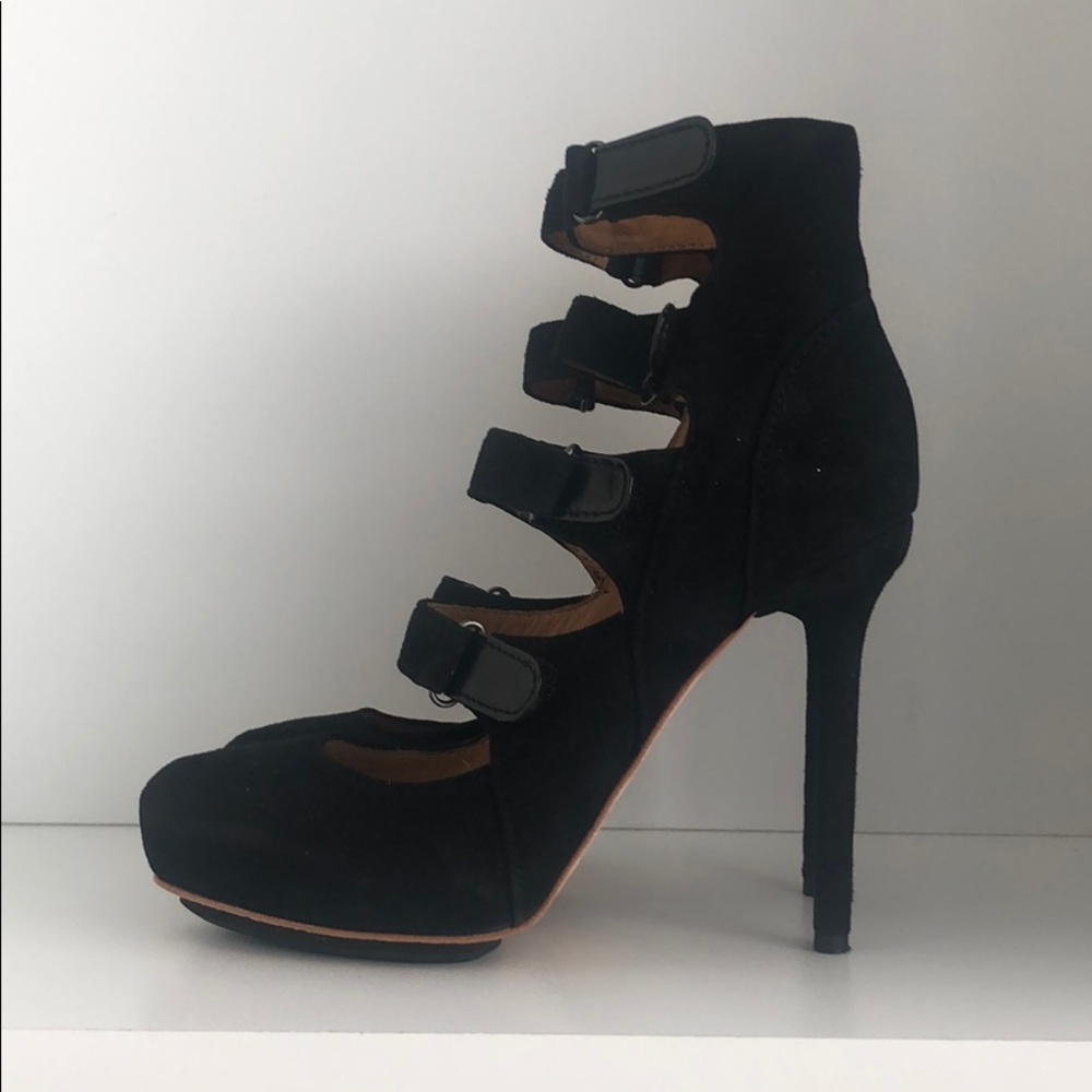 Lamb Strappy Giorgio Booties